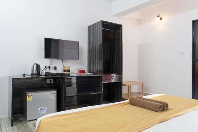 Bom Sucesso, Hotel Candolim