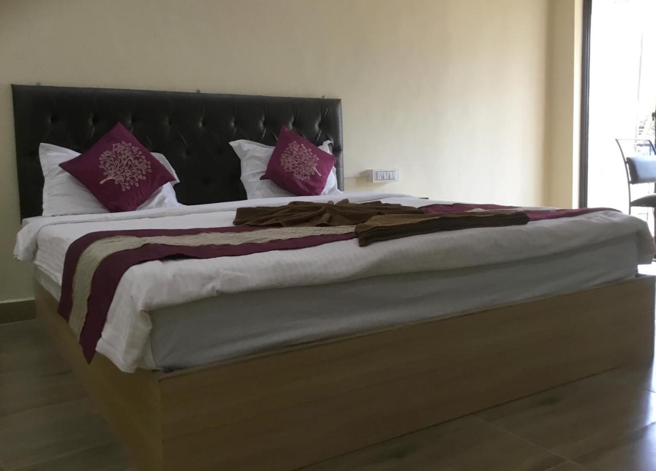 Bom Sucesso, Hotel Candolim